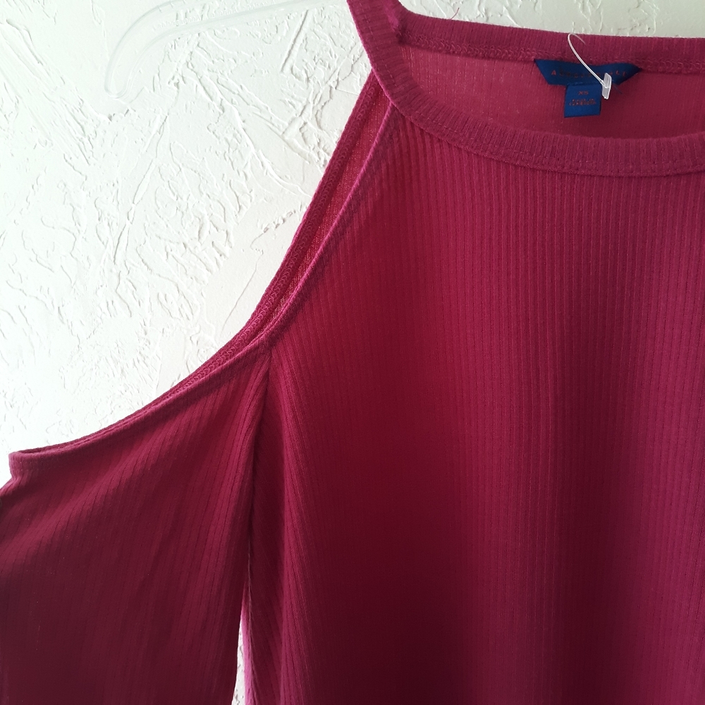 NWOT Aeropostale Women's Cold Shoulder Ribbed Top - Picture 3 of 5
